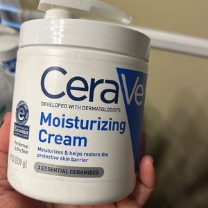 CeraVe moisturizing cream